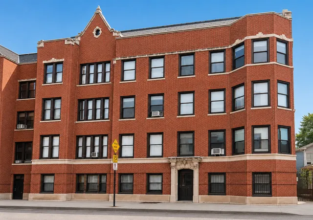 Townhouse for sale at 609 W Addison St #2, Chicago, IL 60613 | MLS# 12674651