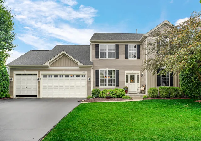 Photo 1 of Single family home for sale at 442 Winterberry Dr, Yorkville, IL 60560 | MLS# 12674674 | Listing updated on 2026-09-01