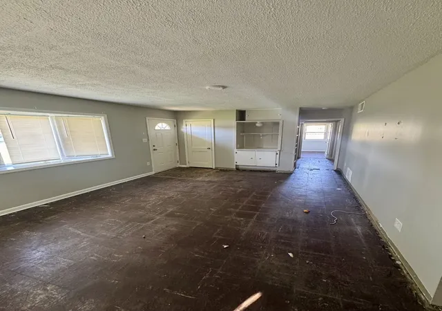 3rd image of 201 W 10Th St, Chicago Heights, IL 60411 | MLS# 12674733