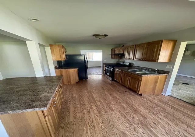 4th image of 201 W 10Th St, Chicago Heights, IL 60411 | MLS# 12674733
