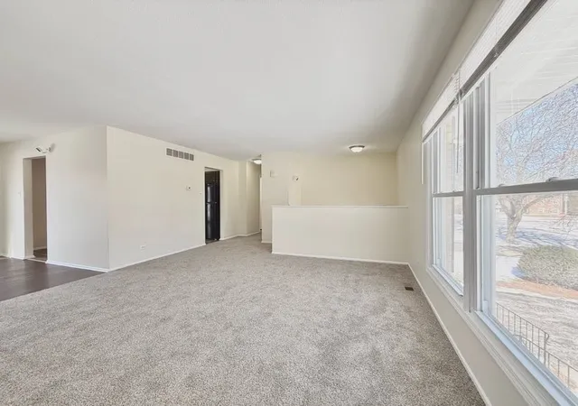 Photo 2 of Single family home for sale at 21616 Richmond St, Matteson, IL 60443 | MLS# 12674734 | Listing updated on 2026-08-12