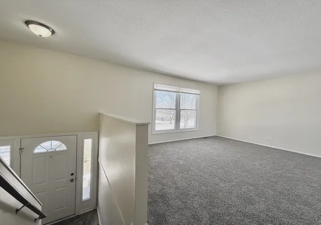 Photo 3 of Single family home for sale at 21616 Richmond St, Matteson, IL 60443 | MLS# 12674734 | Listing updated on 2026-08-12