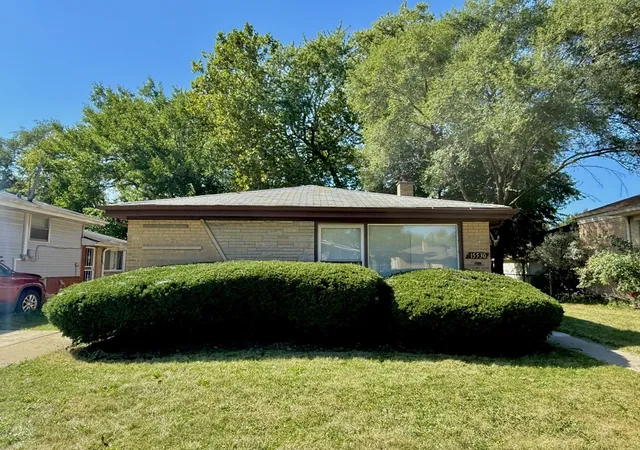 1st image of 15530 University Ave, Dolton, IL 60419 | MLS# 12674736