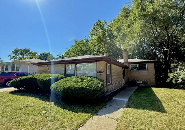 2nd image of 15530 University Ave, Dolton, IL 60419 | MLS# 12674736