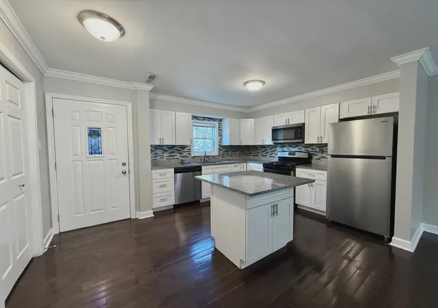 2nd image of 2045 Downey Rd, Homewood, IL 60430 | MLS# 12674739