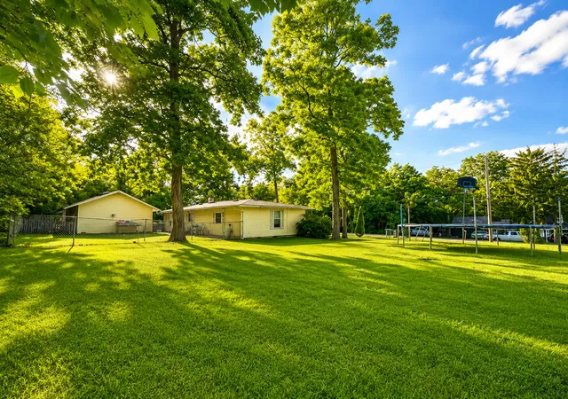 Homes for sale in Beach Park, IL | 11538 W Oak Dr, Beach Park, IL 60099 | MLS# 12674791