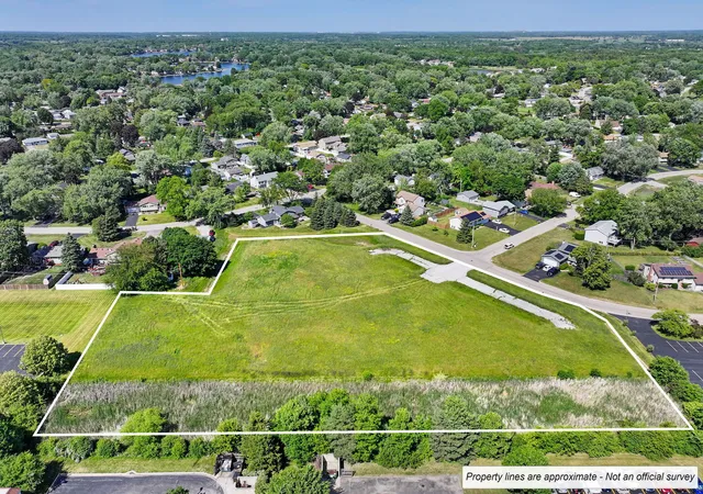 4th image of 106 Old Elm Rd, Lindenhurst, IL 60046 | MLS# 12674820