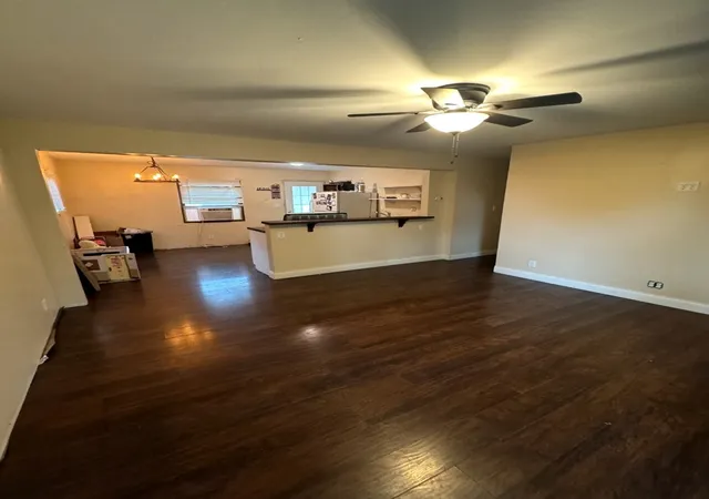 Photo 3 of Single family home for sale at 264 Creekside Dr, Bolingbrook, IL 60440 | MLS# 12674822 | Listing updated on 2026-10-02