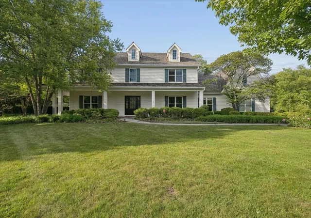 Homes for sale in Lake Forest, IL | 455 Hunter Ln, Lake Forest, IL 60045 | MLS# 12674824