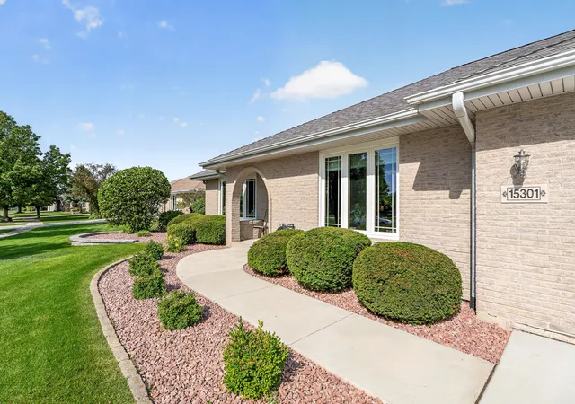 Homes for sale in Homer Glen, IL | 15301 Rosarie Dr, Homer Glen, IL 60491 | MLS# 12674826