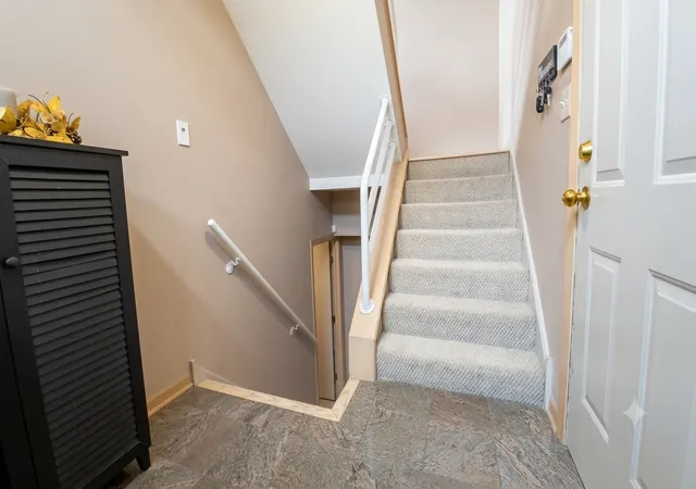 Photo 4 of Townhouse for sale at 2805 S Stewart Ave, Chicago, IL 60616 | MLS# 12674875 | Listing updated on 2026-09-28