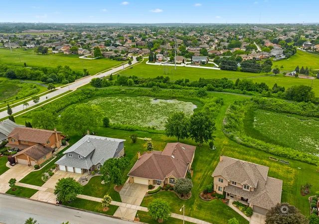 4th image of 19600 Edgebrook Ln, Tinley Park, IL 60487 | MLS# 12674915