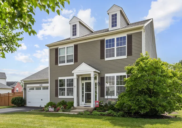 Homes for sale in Huntley, IL | 11476 Heritage Ln, Huntley, IL 60142 | MLS# 12674920