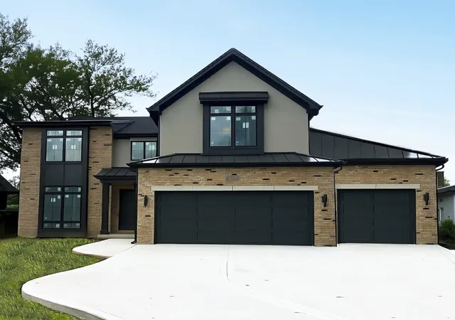 Photo 1 of Single family home for sale at 837 S Kearsage Ave, Elmhurst, IL 60126 | MLS# 12674980 | Listing updated on 2026-06-17
