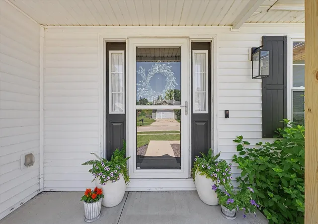 Homes for sale in Urbana, IL | 2207 E Michigan Ave, Urbana, IL 61802 | MLS# 12675025