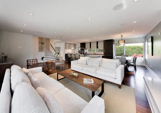 Photo 2 of Sale Pending at 818 East Ave, Park Ridge, IL 60068 | MLS# 12675044 | Listing updated on 2026-09-05