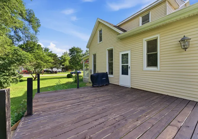 Homes for sale in Aledo, IL | 503 Ne 3Rd St, Aledo, IL 61231 | MLS# 12675111