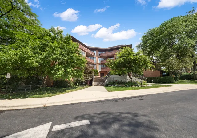 1st image of 706 Waukegan Rd #C-203, Glenview, IL 60025 | MLS# 12675129
