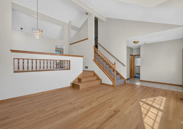 Photo 4 of Single family home for sale at 18020 Charlotte Dr, Lansing, IL 60438 | MLS# 12675158 | Listing updated on 2026-09-12