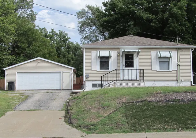 Photo 1 of Single family home for sale at 2013 5th Street, Rock Island, IL 612011 | MLS# 12675181 | Listing updated on 2026-09-17