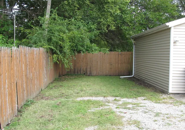 Photo 4 of Single family home for sale at 2013 5th Street, Rock Island, IL 612011 | MLS# 12675181 | Listing updated on 2026-09-17