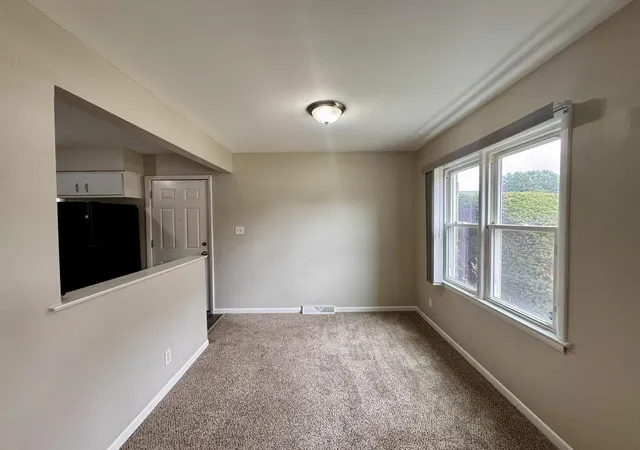 5th image of 310 155Th Pl, Calumet City, IL 60409 | MLS# 12675199