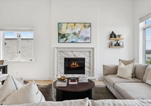 3rd image of 3011 N Ashland Ave #4S, Chicago, IL 60657 | MLS# 12675229