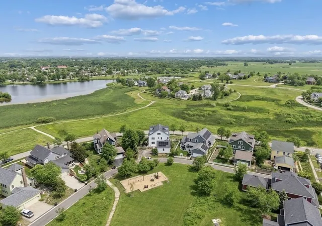 Homes for sale in Grayslake, IL | 860 Blazing Star Rd, Grayslake, IL 60030 | MLS# 12675236