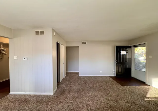 Photo 4 of Single family home for sale at 15326 Dorchester Ave, Dolton, IL 60419 | MLS# 12675256 | Listing updated on 2026-09-03