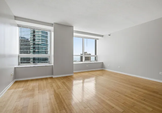 5th image of 512 N Mcclurg Ct #2402, Chicago, IL 60611 | MLS# 12675272