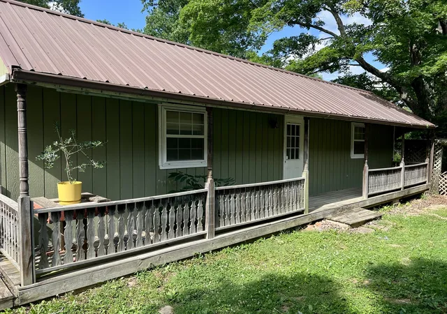 Homes for sale in Cobden, IL | 408 S Jefferson St, Cobden, IL 62920 | MLS# 12675304
