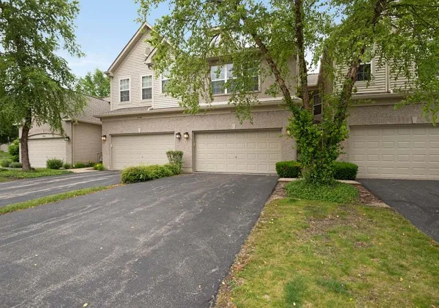 Photo 1 of Condo for sale at 2642 Granite Ct #2642, Crystal Lake, IL 60012 | MLS# 12675339 | Listing updated on 2026-09-12