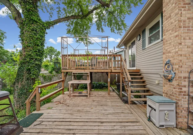 2nd image of 22w381 2nd St, Glen Ellyn, IL 60137 | MLS# 12675354