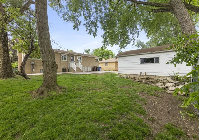 Photo 26 of Single family home for sale at 1500 Carson Dr, Homewood, IL 60430 | MLS# 12675382 | Listing updated on 2026-10-05