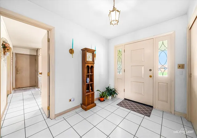 3rd image of 1700 Westview Ave, Lombard, IL 60148 | MLS# 12675397
