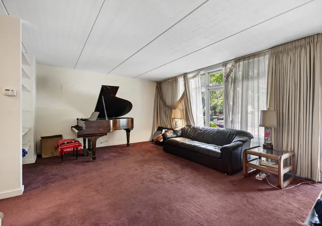 Homes for sale in Chicago, IL | 4753 S Woodlawn Ave, Chicago, IL 60615 | MLS# 12675404