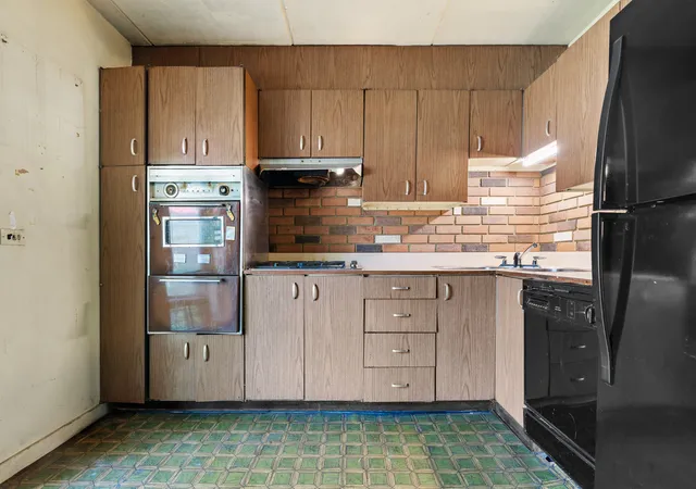 Homes for sale in Chicago, IL | 4753 S Woodlawn Ave, Chicago, IL 60615 | MLS# 12675404