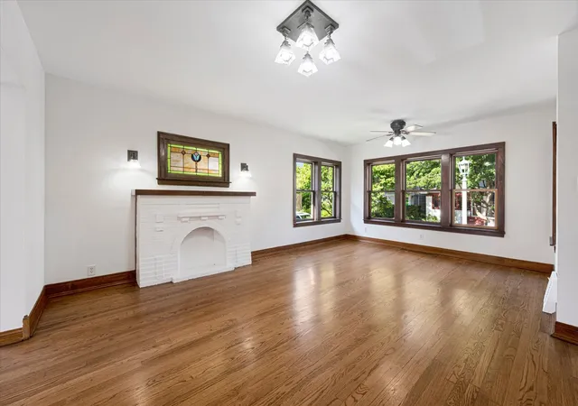 Photo 3 of Single family home for sale at 602 Highland Ave, Oak Park, IL 60304 | MLS# 12675441 | Listing updated on 2026-10-06