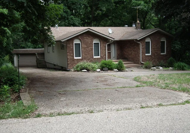 Photo 1 of Single family home for sale at 18 Sheridan Dr, Putnam, IL 61560 | MLS# 12675505 | Listing updated on 2026-07-18