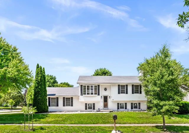 Photo 1 of Single family home for sale at 2102 Pacific Ave, Bloomington, IL 61701 | MLS# 12675507 | Listing updated on 2026-10-21