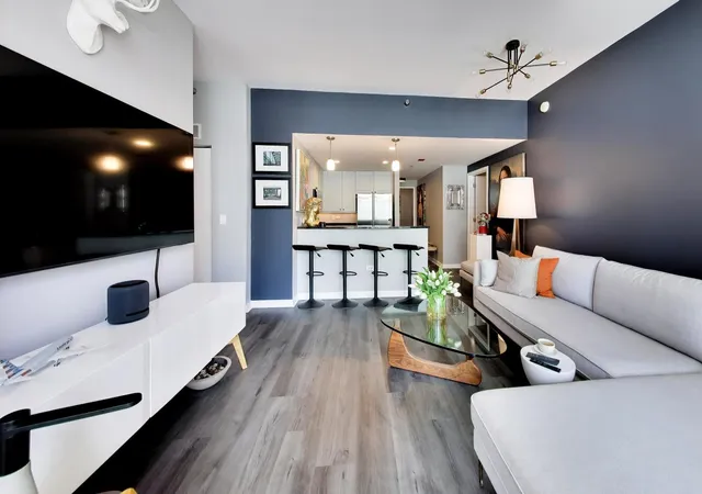 3rd image of 160 E Illinois St #2207, Chicago, IL 60611 | MLS# 12675566