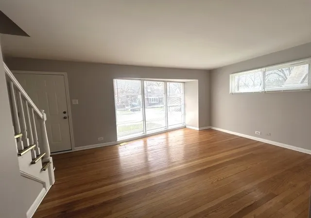 Photo 4 of Single family home for sale at 2058 Downey Rd, Homewood, IL 60430 | MLS# 12675606 | Listing updated on 2026-10-02