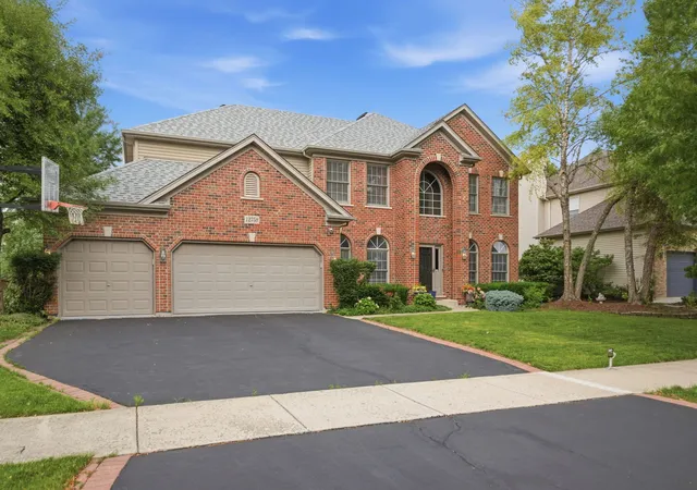 2nd image of 12758 Barrow Ln, Plainfield, IL 60585 | MLS# 12675635