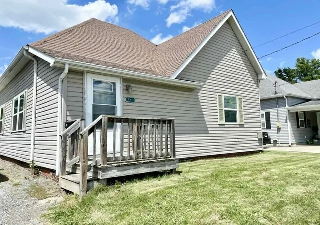 1st image of 511 E Herrin St, Herrin, IL 62948 | MLS# 12675669