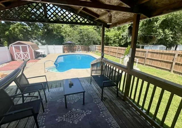 3rd image of 511 E Herrin St, Herrin, IL 62948 | MLS# 12675669