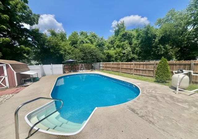 5th image of 511 E Herrin St, Herrin, IL 62948 | MLS# 12675669