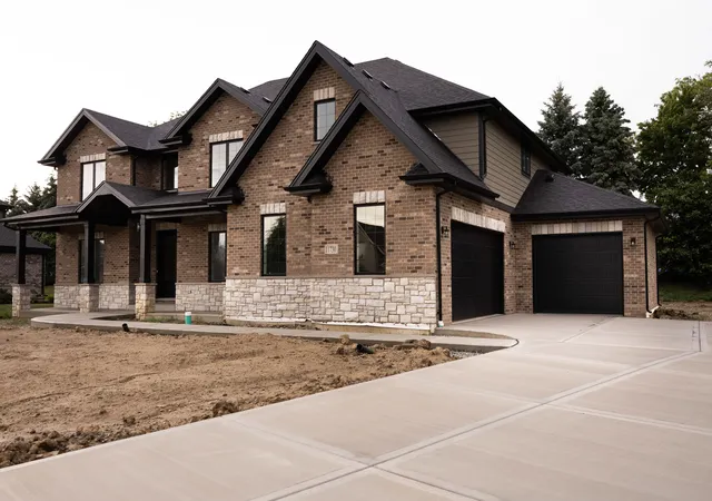 2nd image of 11730 Sandstone Ct, Frankfort, IL 60423 | MLS# 12675703