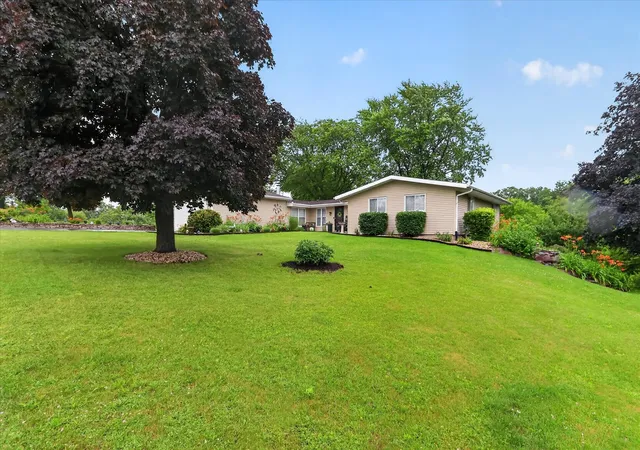 Homes for sale in Roscoe, IL | 10721 Grover Oaks, Roscoe, IL 61073 | MLS# 12675716