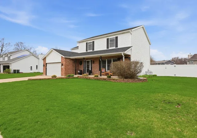 Homes for sale in Channahon, IL | 24821 S River Trl, Channahon, IL 60410 | MLS# 12675727