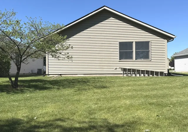 Homes for sale in Bourbonnais, IL | 1626 Amhurst Wy, Bourbonnais, IL 60914 | MLS# 12675741